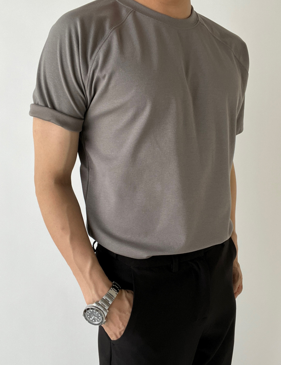 반팔 티셔츠 모델 착용 이미지-S2L20