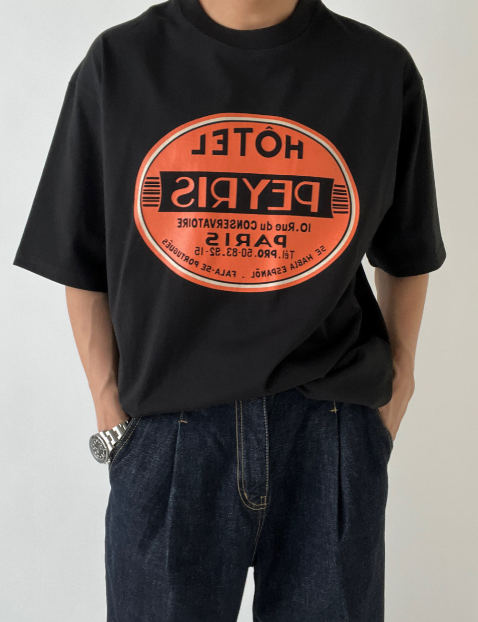 반팔 티셔츠 모델 착용 이미지-S2L6