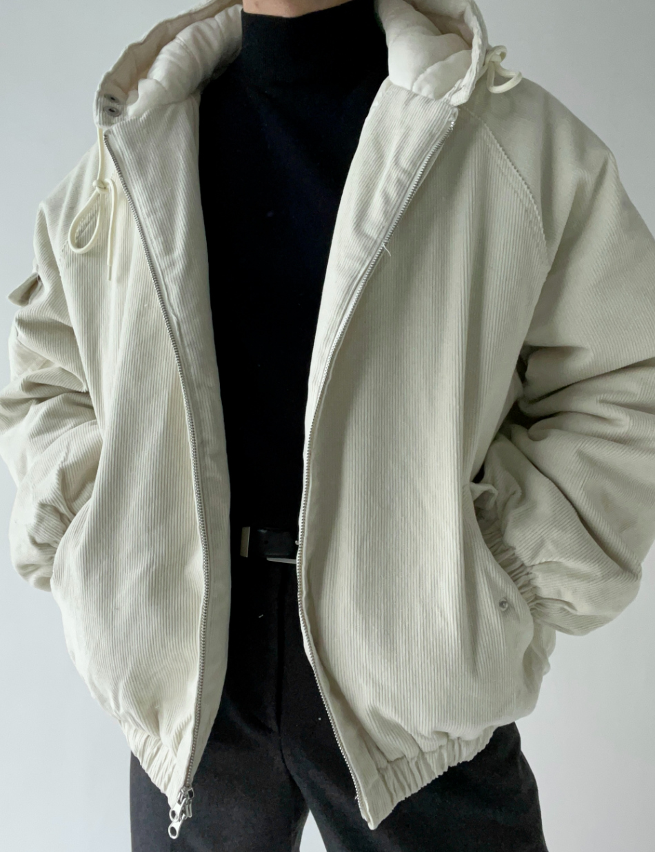 재킷 모델 착용 이미지-S1L3